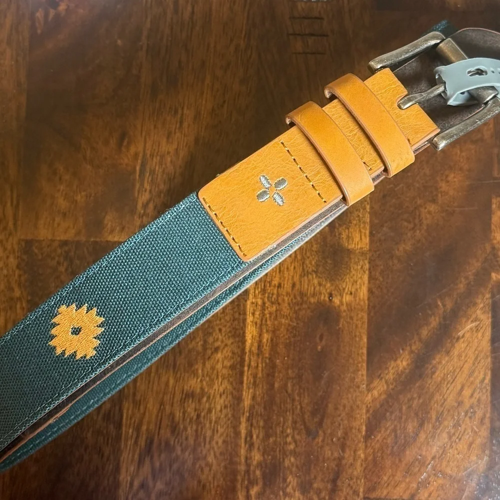 Sun + Stone faux leather‎ belt green brown NWT  L/XL 38-44 southwestern Cochiwan